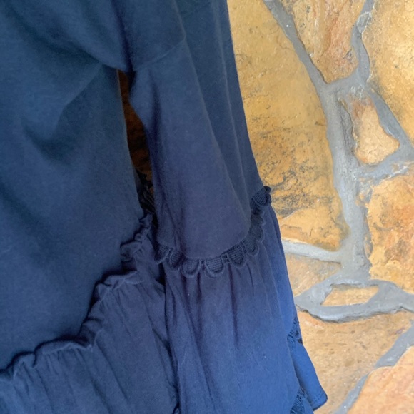 EUC Hannah Blue Knit Top with Ruffle - Size Medium - Picture 12 of 16